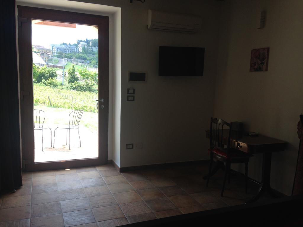 Hotel Bed&Wine Rocco Zambri Bovino Exterior foto